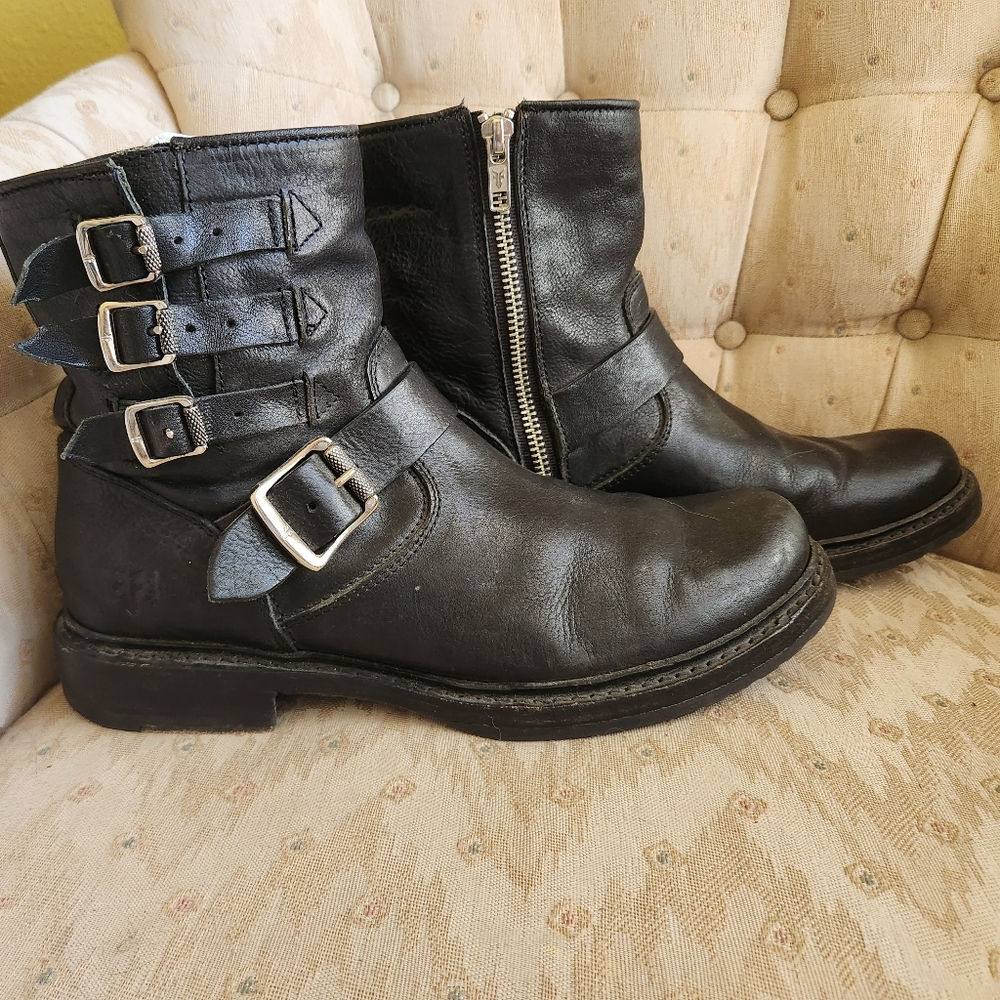 Frye Veronica Buckle -8.5